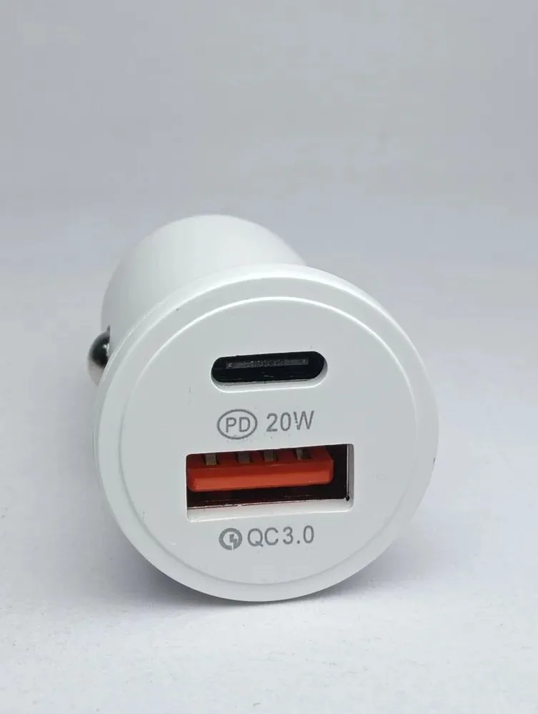 YY-C13 CAR CHARGER
