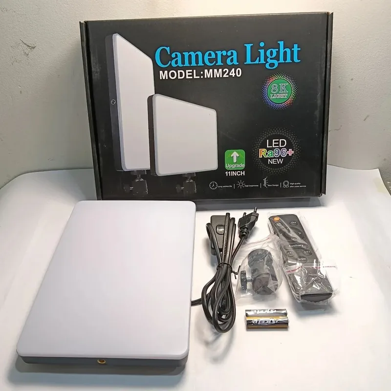 MM240 11 Inch Camera light