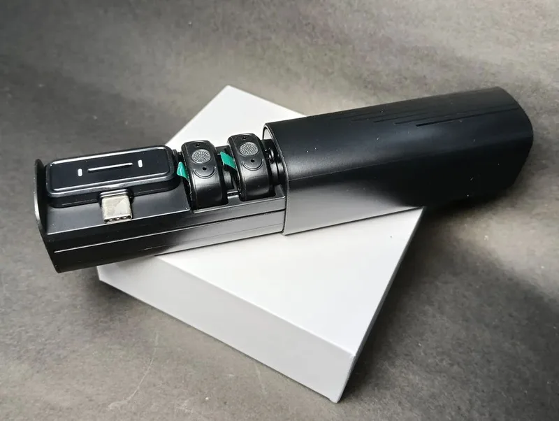 K26 Wireless Microphone