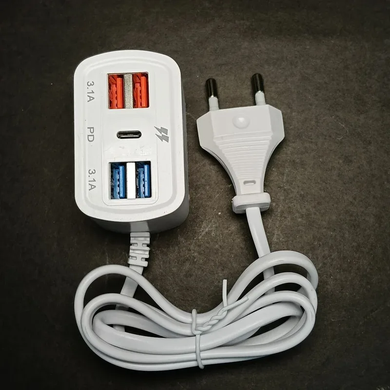 Universal Power Socket 4 USB 1Type C Port