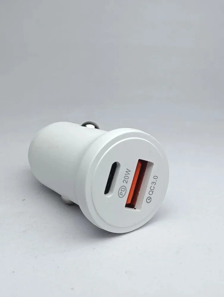 YY-C13 CAR CHARGER