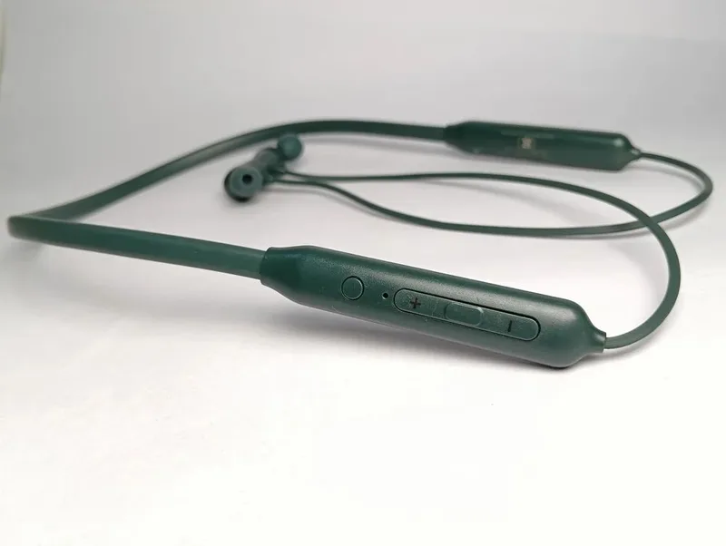 Z2 Bluetooth Neckband