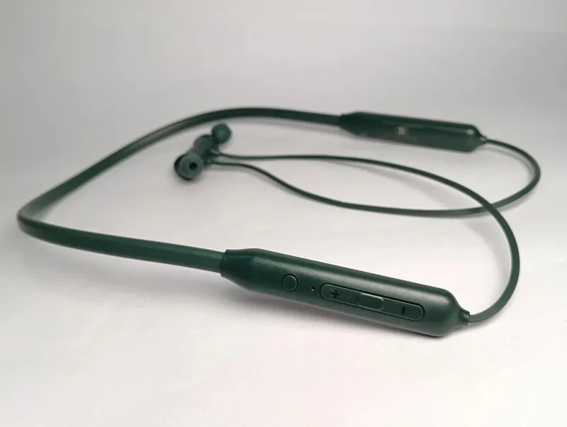 Z2 Bluetooth Neckband