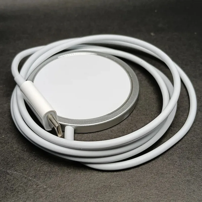 Mobile Wireless Charger Type C