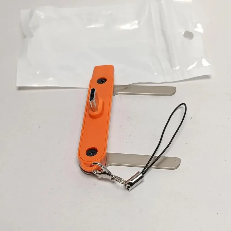 C To C Connector With Stand