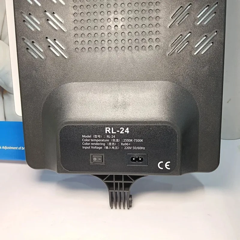 RL24 Camera light